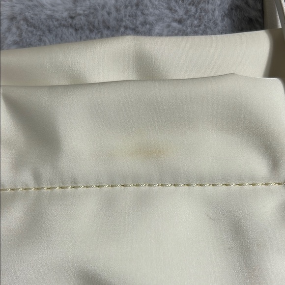 Kate Spade New York Cream Tote Bag - Picture 15 of 16